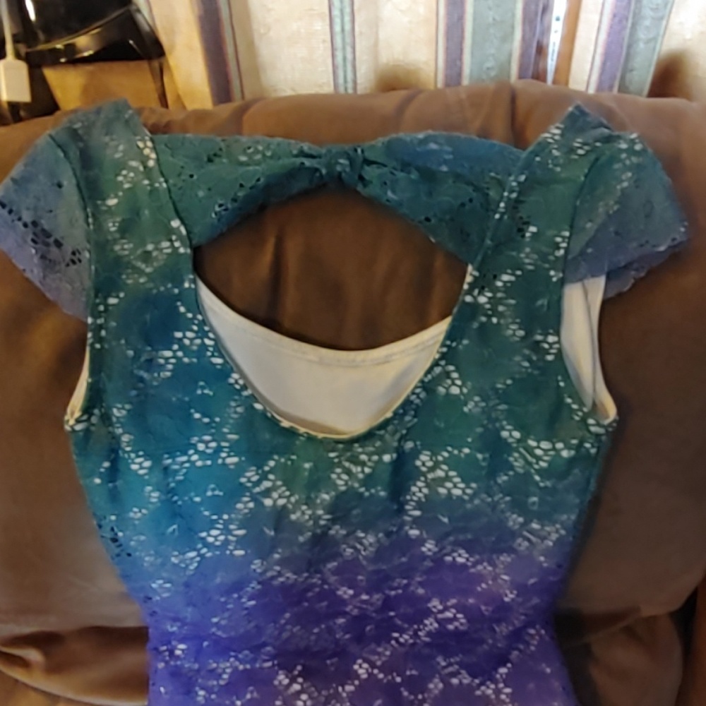 Dress - Picture 2 of 2